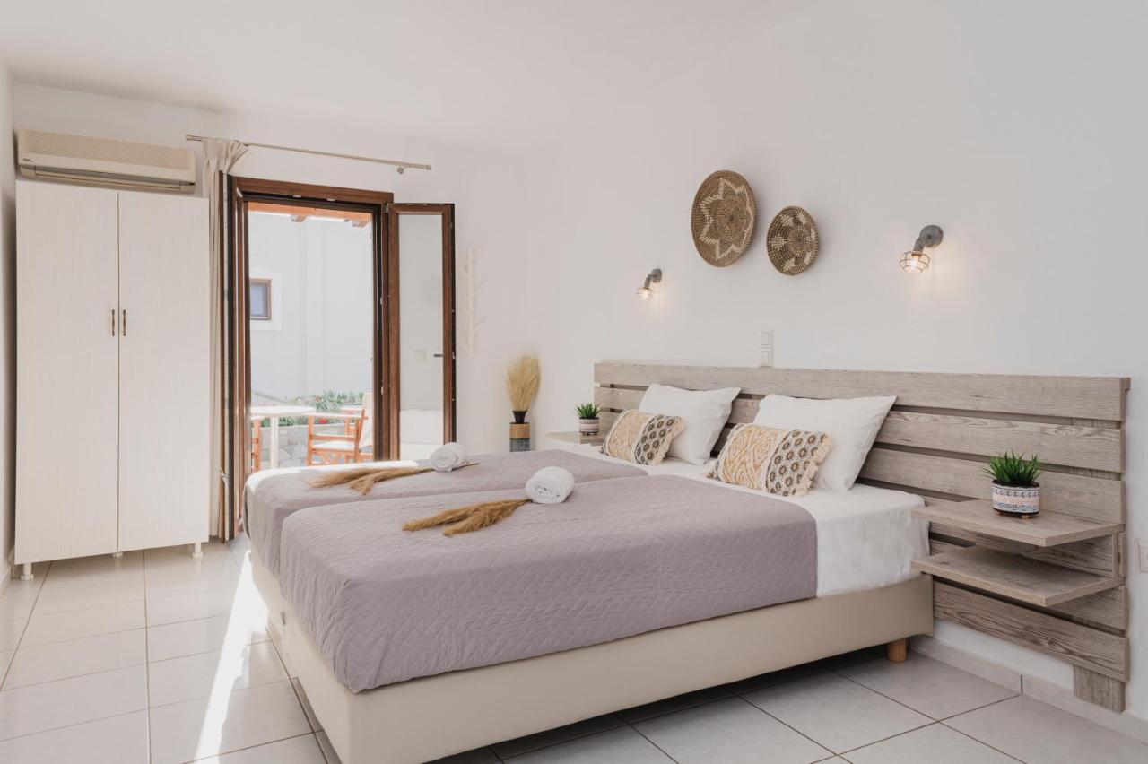 Petros Studios & Suites Naxos City Exterior foto