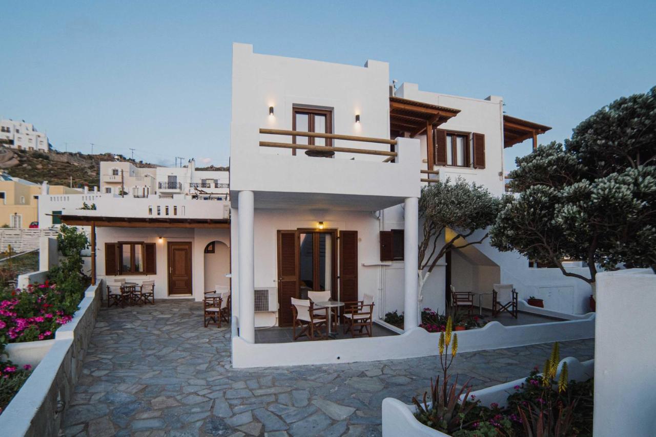 Petros Studios & Suites Naxos City Exterior foto