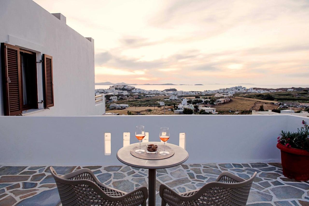 Petros Studios & Suites Naxos City Exterior foto