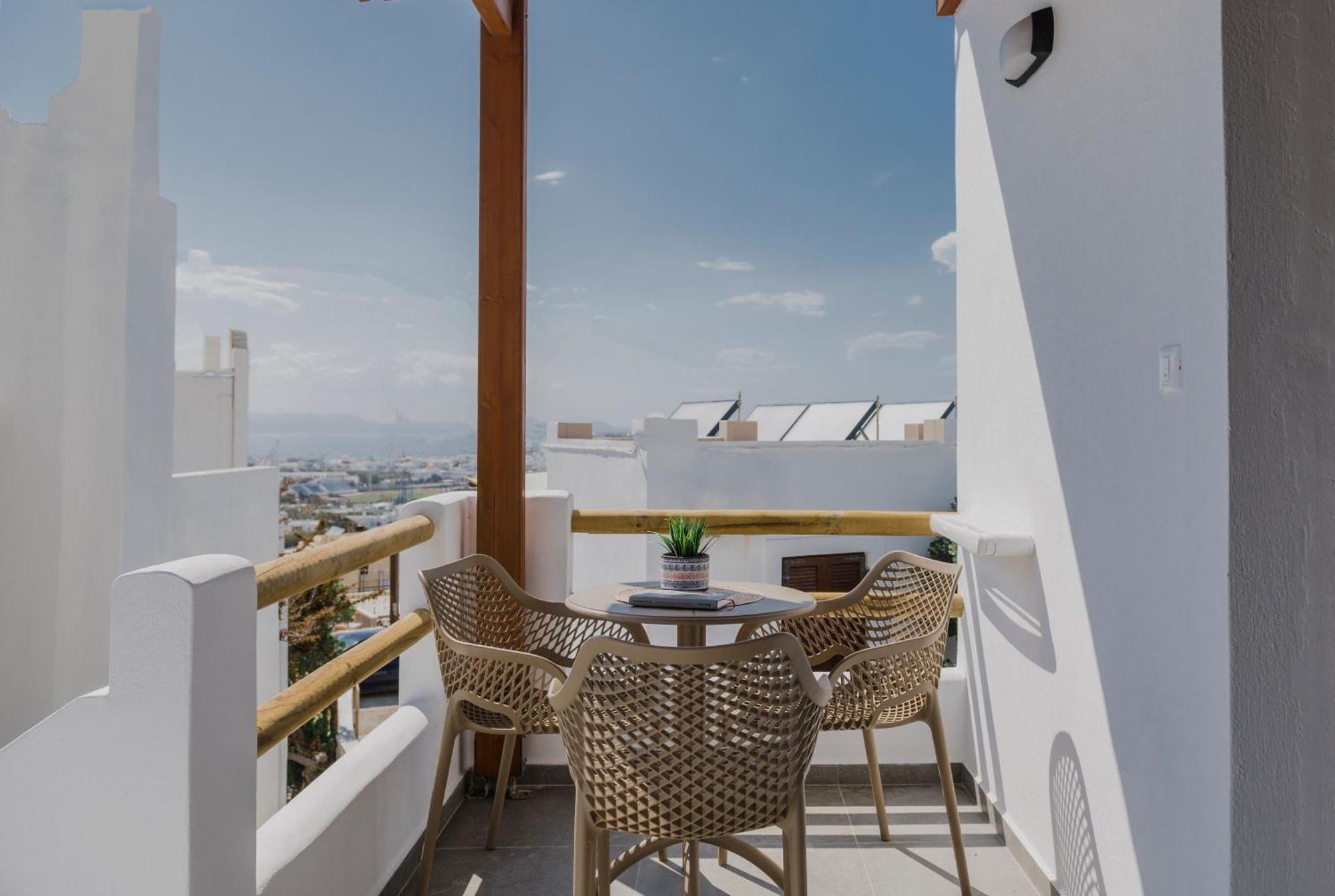 Petros Studios & Suites Naxos City Zimmer foto